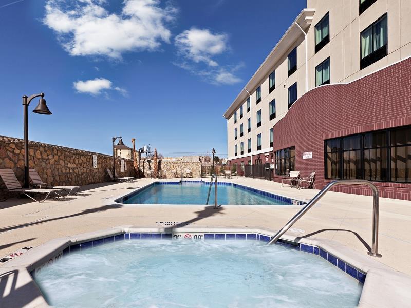 Holiday Inn Express & Suites El Paso Airport By Ihg Buitenkant foto
